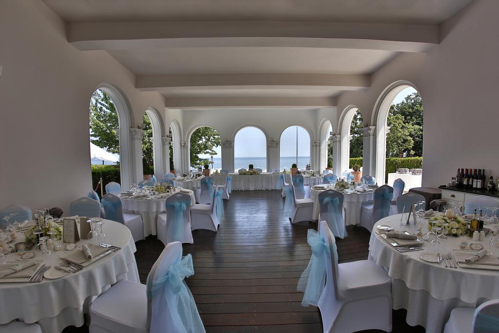Hvd Boutique Hotel Oasis - Private Beach & Free Parking Golden Sands Exterior photo