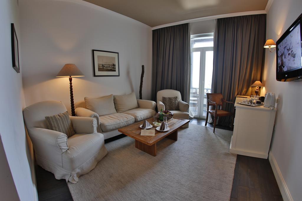 Hvd Boutique Hotel Oasis - Private Beach & Free Parking Golden Sands Exterior photo